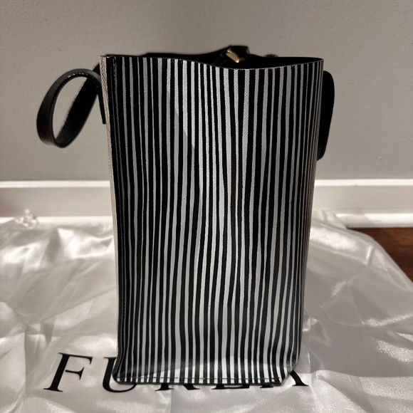 Rare! Furla Divide-it Tote Black and White Striped Medium Sized Shopper Tote Bag - Picture 7 of 13